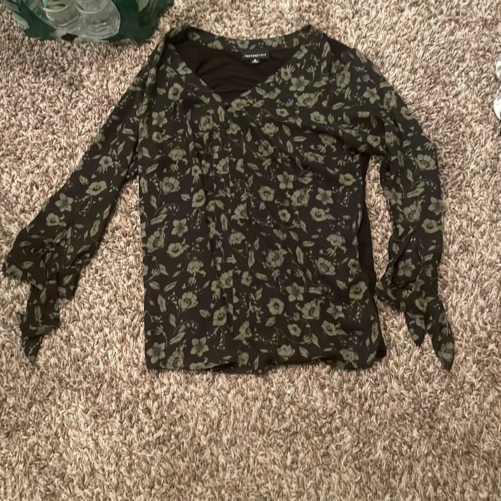 Fortune and ivy brand shirt